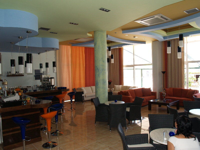 Pelopas Hotel Tigaki Екстериор снимка